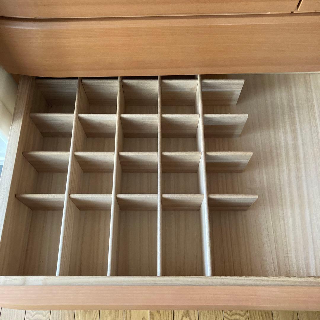 ポンポン。府中家具 婚礼家具 8段チェスト