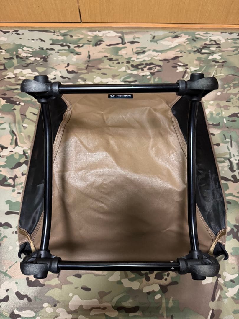 ヘリノックス　グランドチェア　コヨーテ