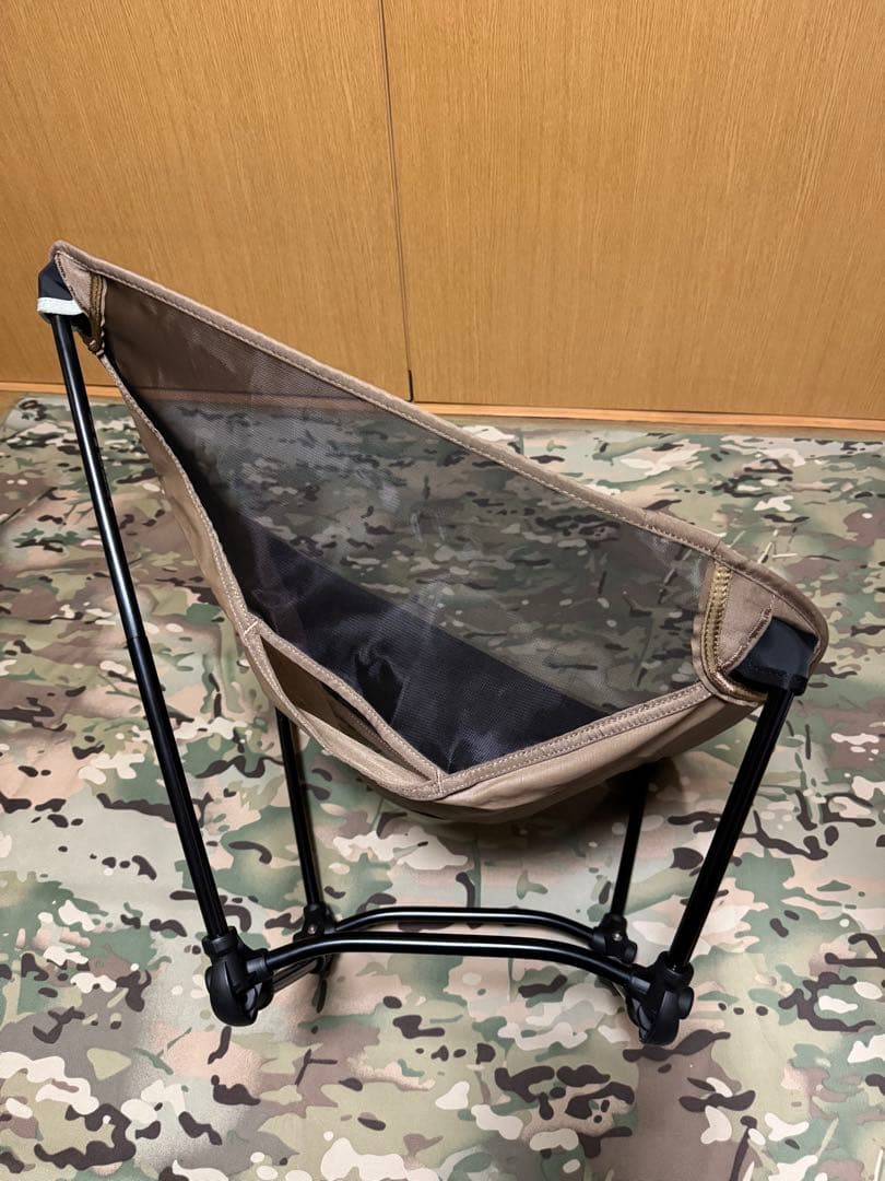 ヘリノックス　グランドチェア　コヨーテ