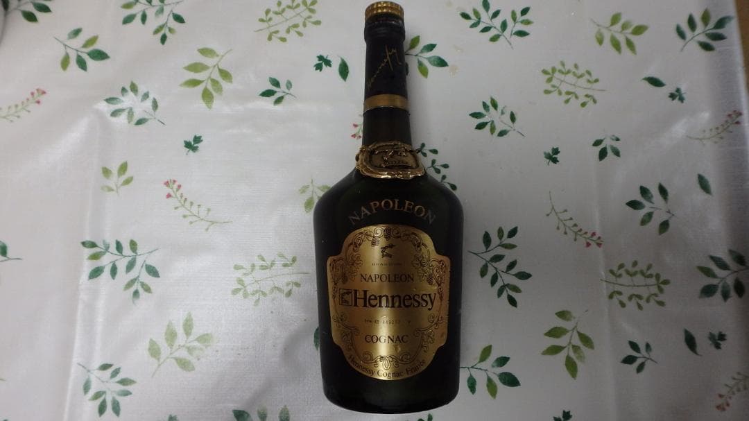 Camus & Hennessy Napoleon ブランデーセット