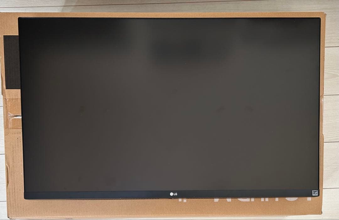 【美品】LG 31.5インチ4Kモニター 32BR55U-B