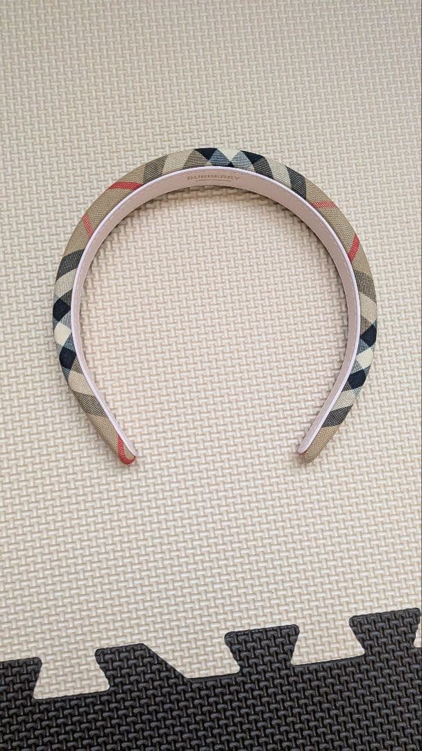 BURBERRY　カチューシャ