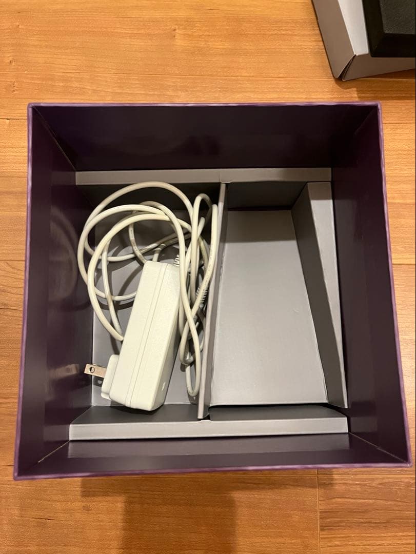 NEWA+ Plus Wireless Edition 美顔器