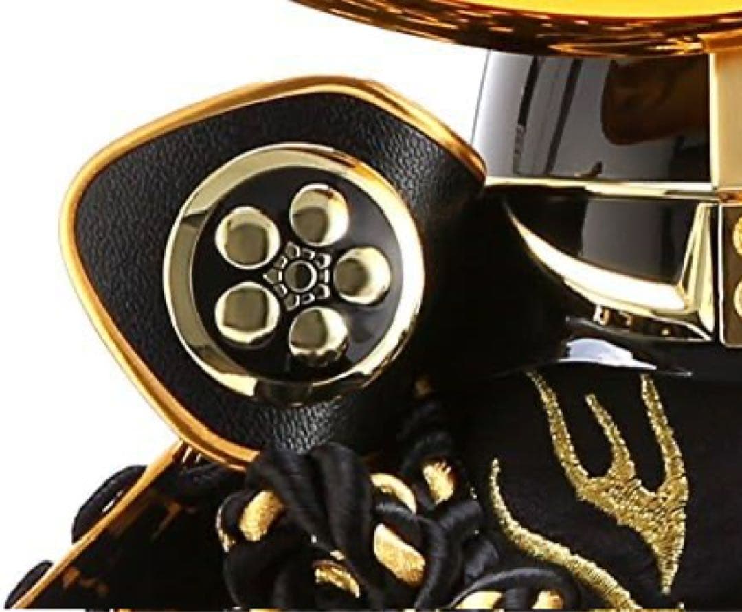 新品 五月人形 吉徳 伊達政宗 兜 ケース 飾り 三日月 アクリルケース入り