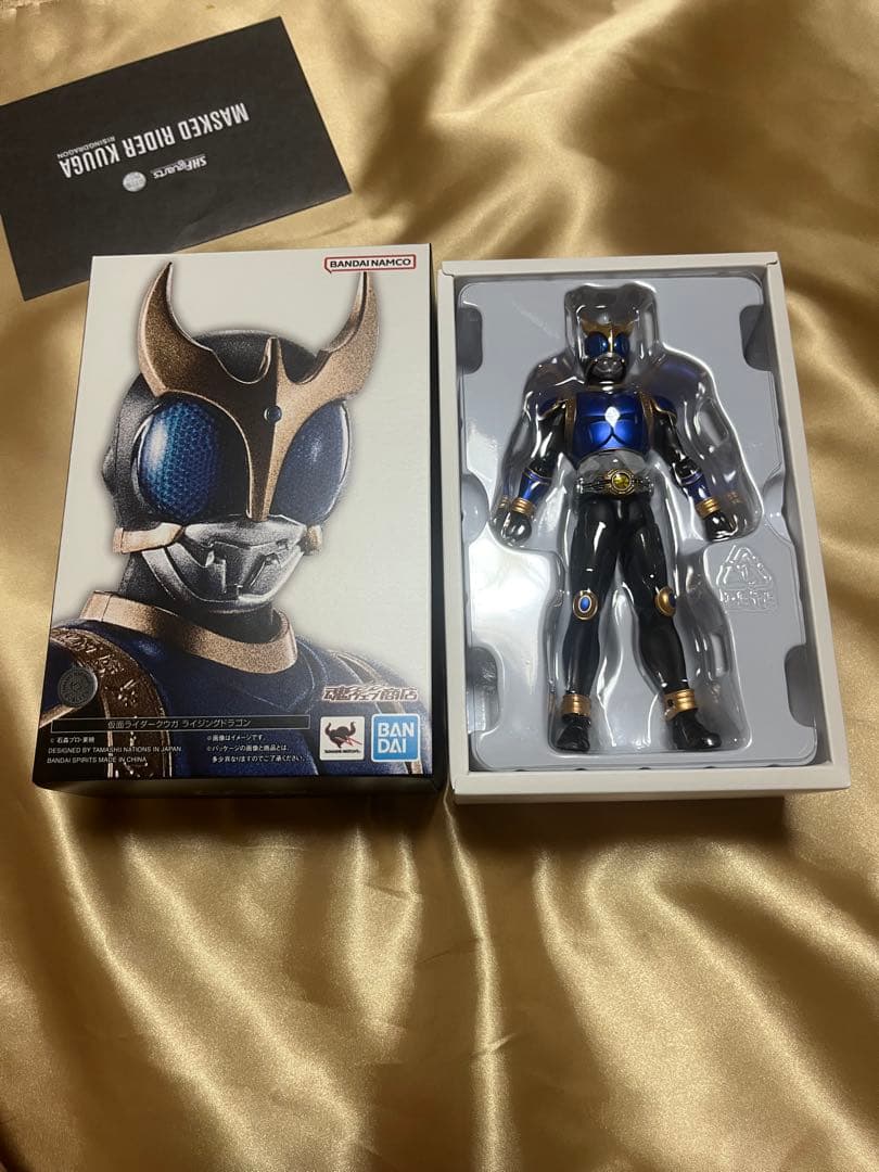 0*0様 真骨彫　sh フィギュアーツ仮面ライダー クウガライジングドラゴン
