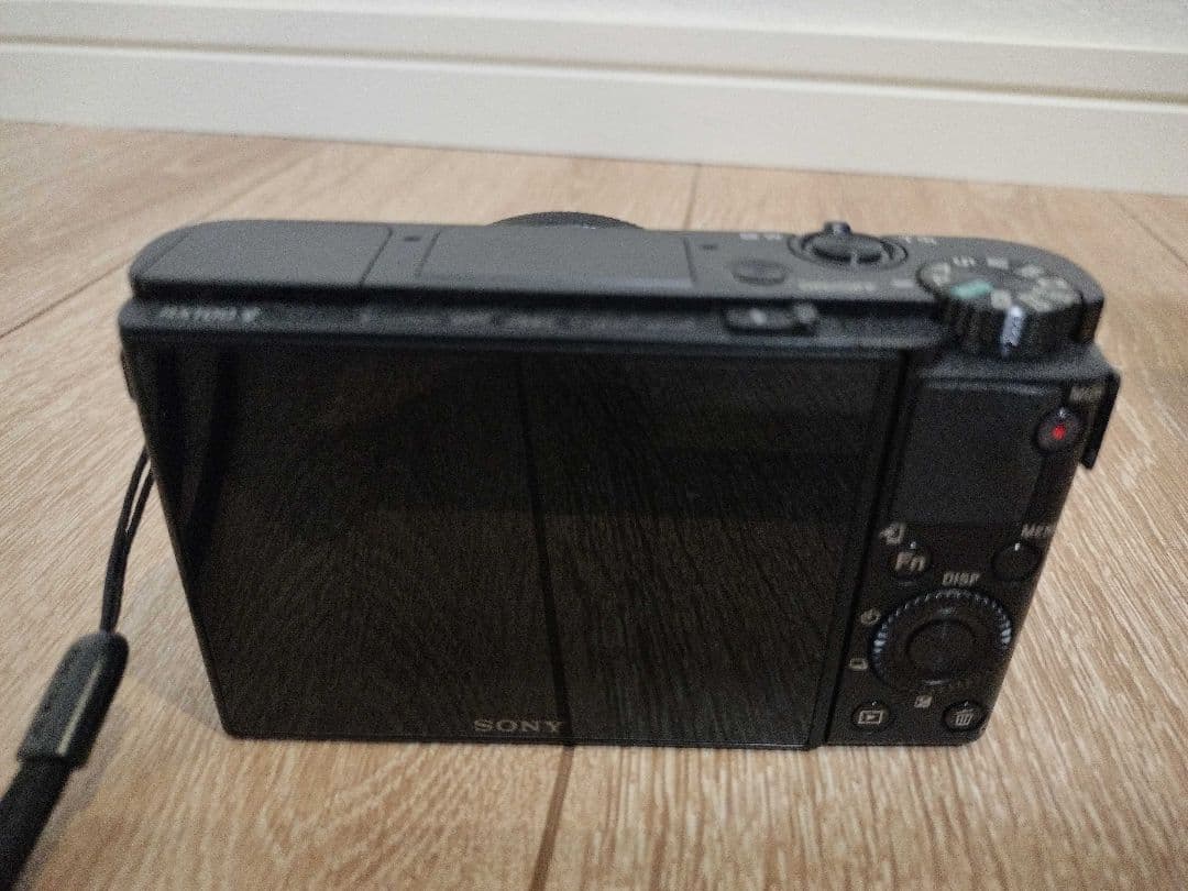 デジタルカメラ DSC RX100v