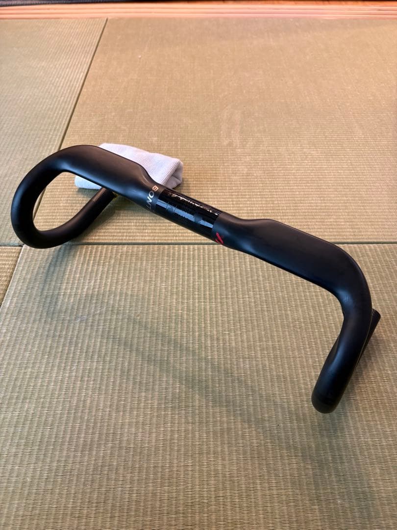 ボントレガー　XXX カーボン　エアロハンドル　美品