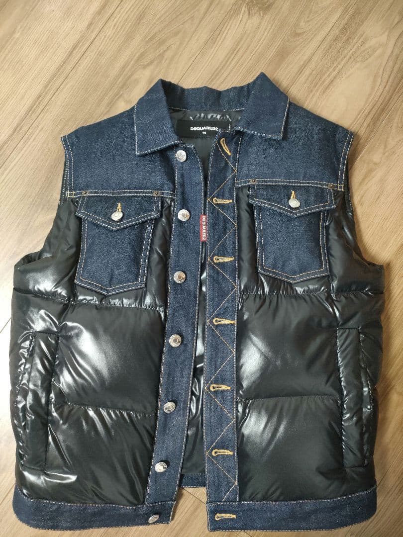 ディースクエアード　Dsquared2　ダウンベスト　値下げいたしました
