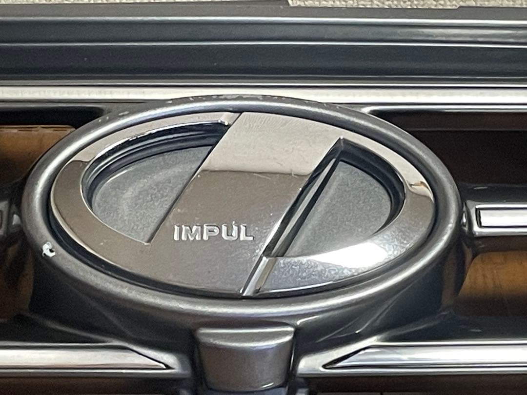 IMPUL グリル　日産セレナc26前期