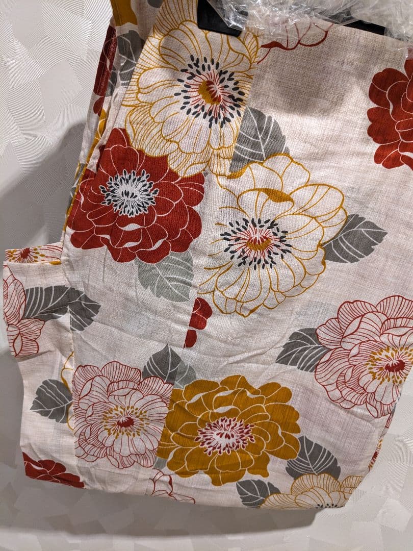 dita 浴衣 如月の椿 赤 花 マスタードイエロー グレー 黒 黄 くすみ