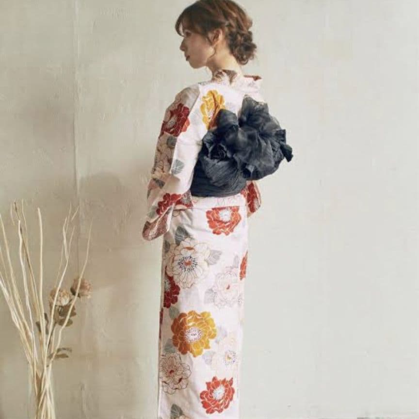 dita 浴衣 如月の椿 赤 花 マスタードイエロー グレー 黒 黄 くすみ