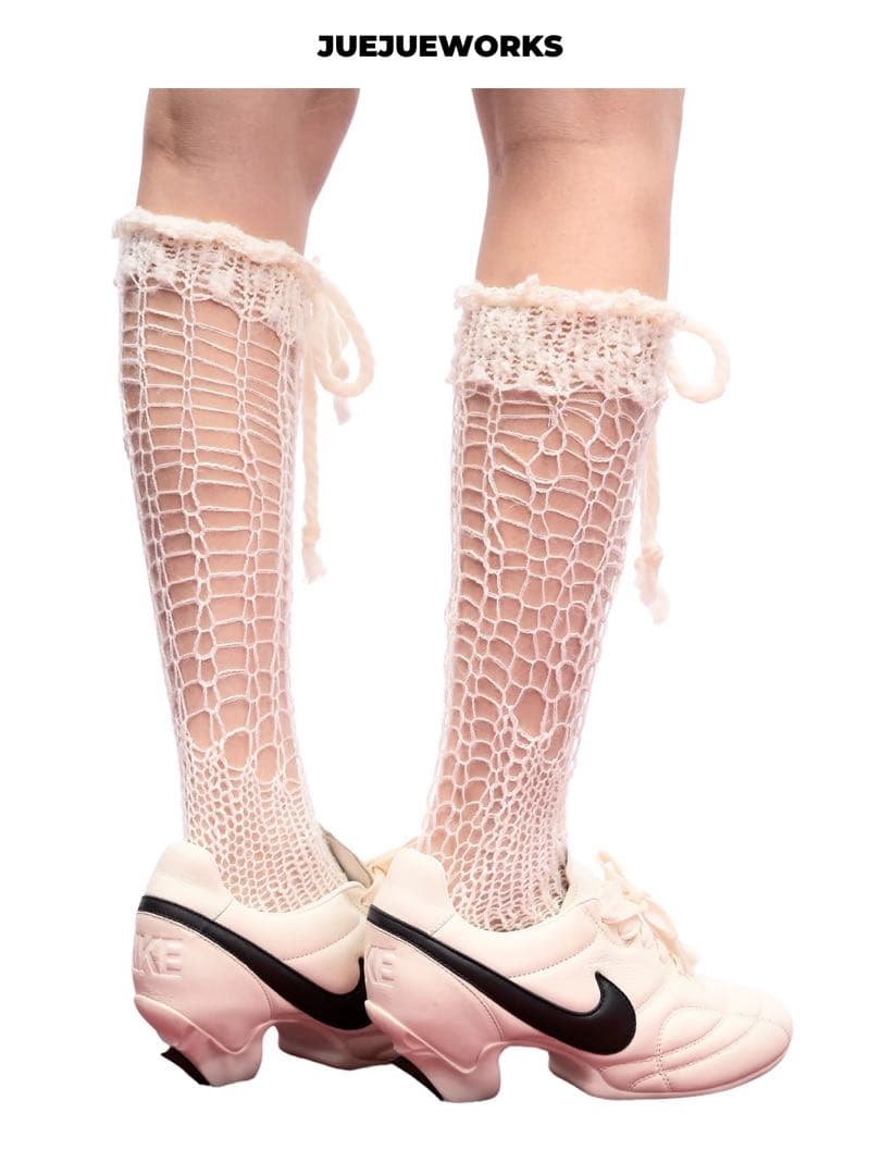 JUEJUEWORKS ネット編み靴下 クリーム色