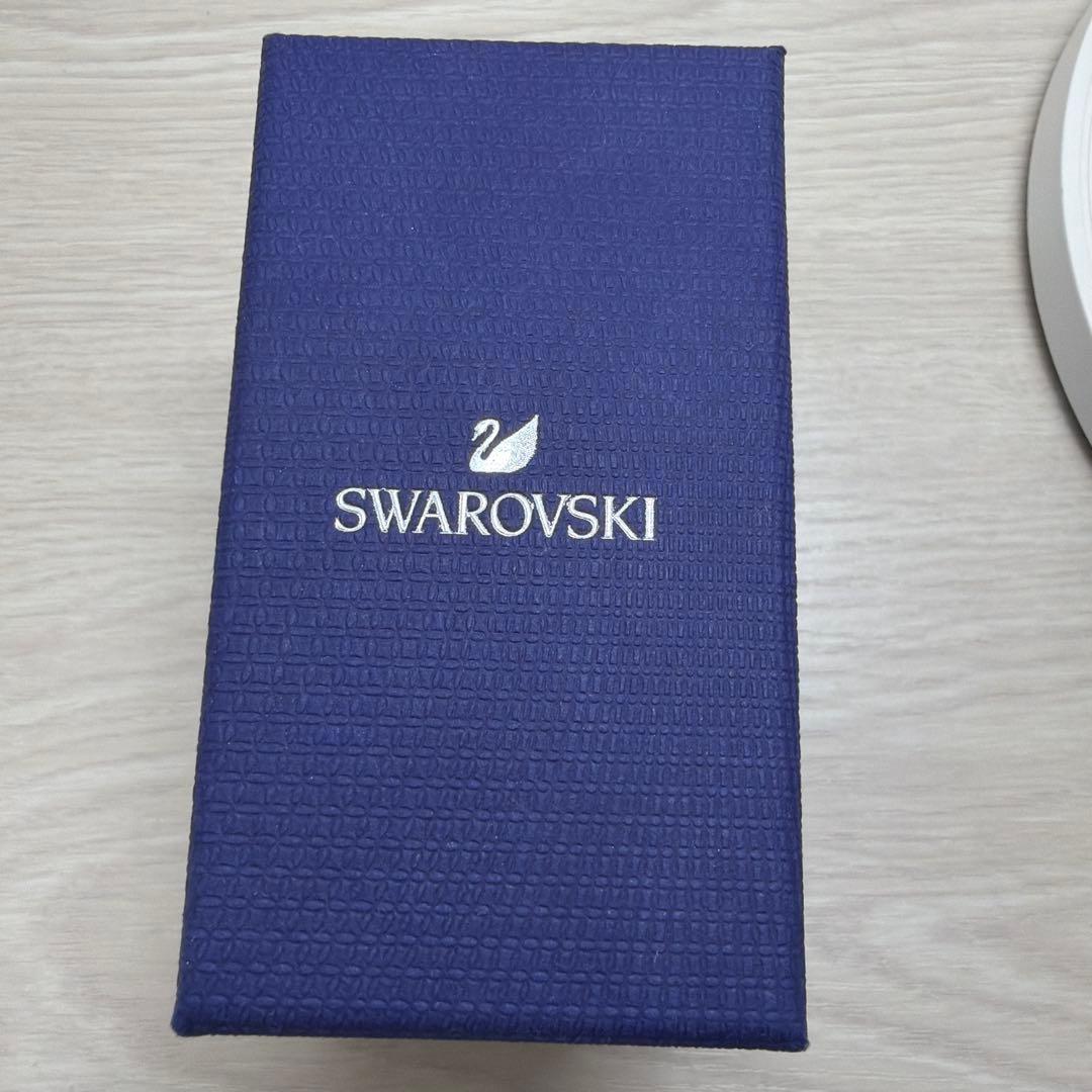 スワロフスキーMesmera Attract バングル シルバー