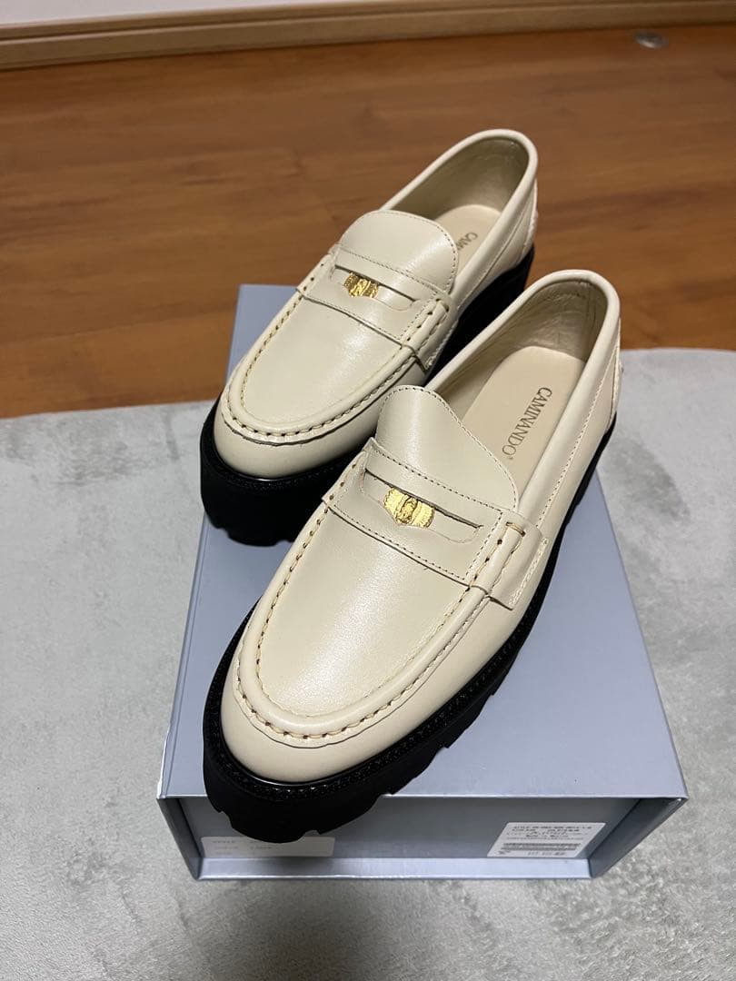 CAMINANDO 別注ボリュームソールローファー　ナチュラル