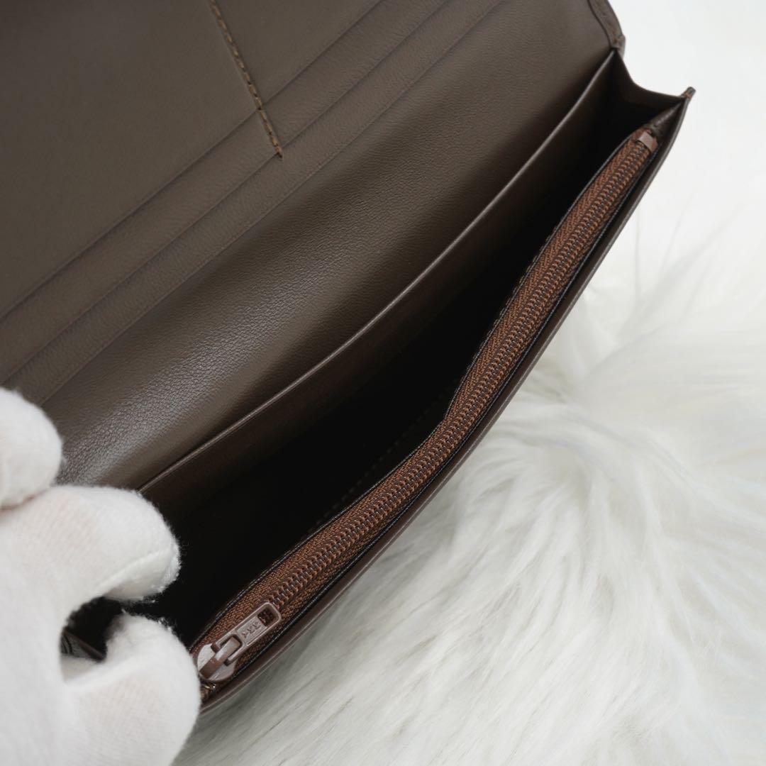 新品未使用品　箱付き　BURBERRY LONDON 長財布　ノバチェック　茶