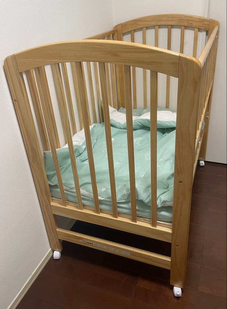 ハイシート　ベビーベッド　KATOJI カトージ