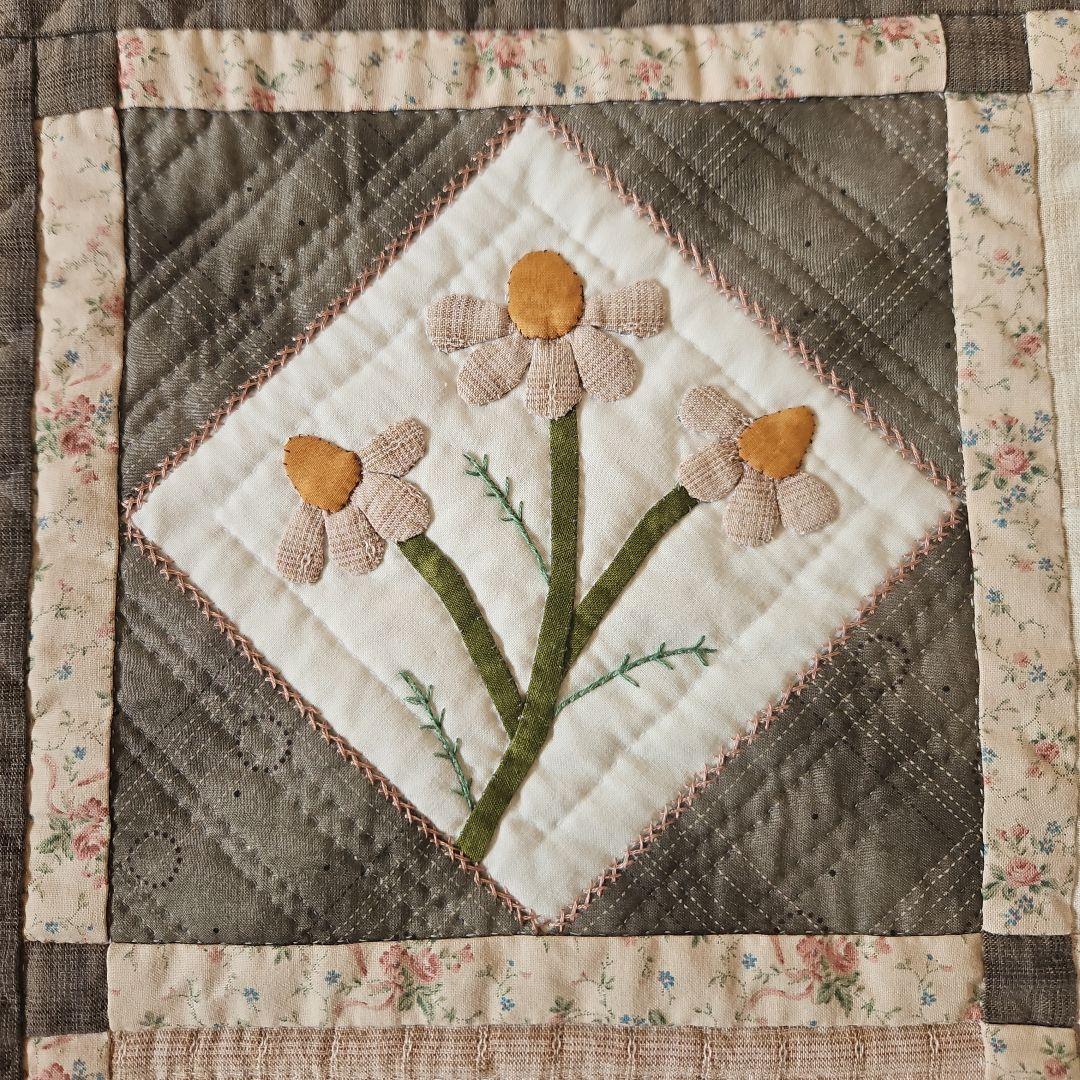 ✨マンスリーキルト✨パッチワークタペストリー