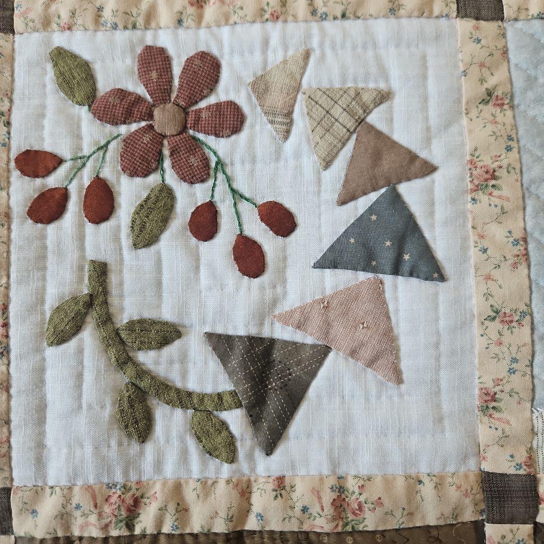 ✨マンスリーキルト✨パッチワークタペストリー