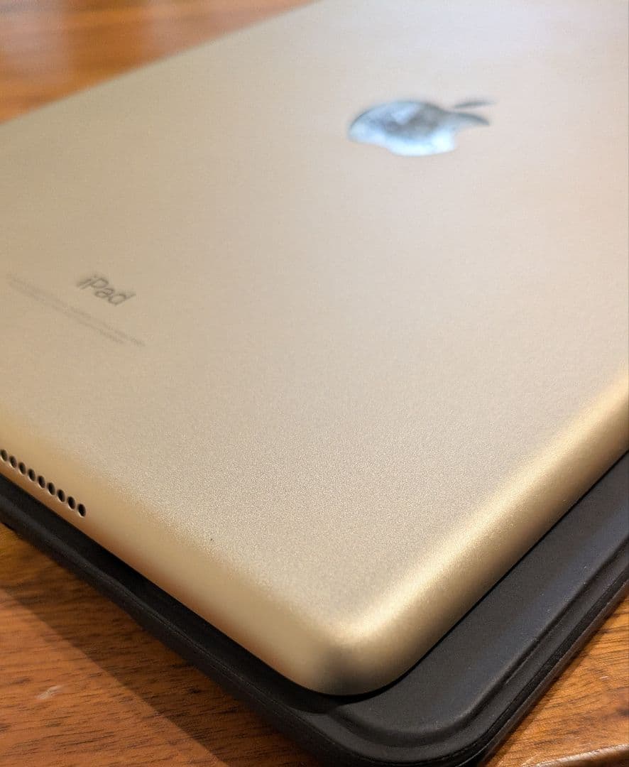 Apple iPad 第5世代 32GB