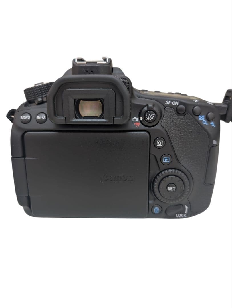 【専用品購入不可】Canon EOS 80D EF-S 18-55mm レンズ