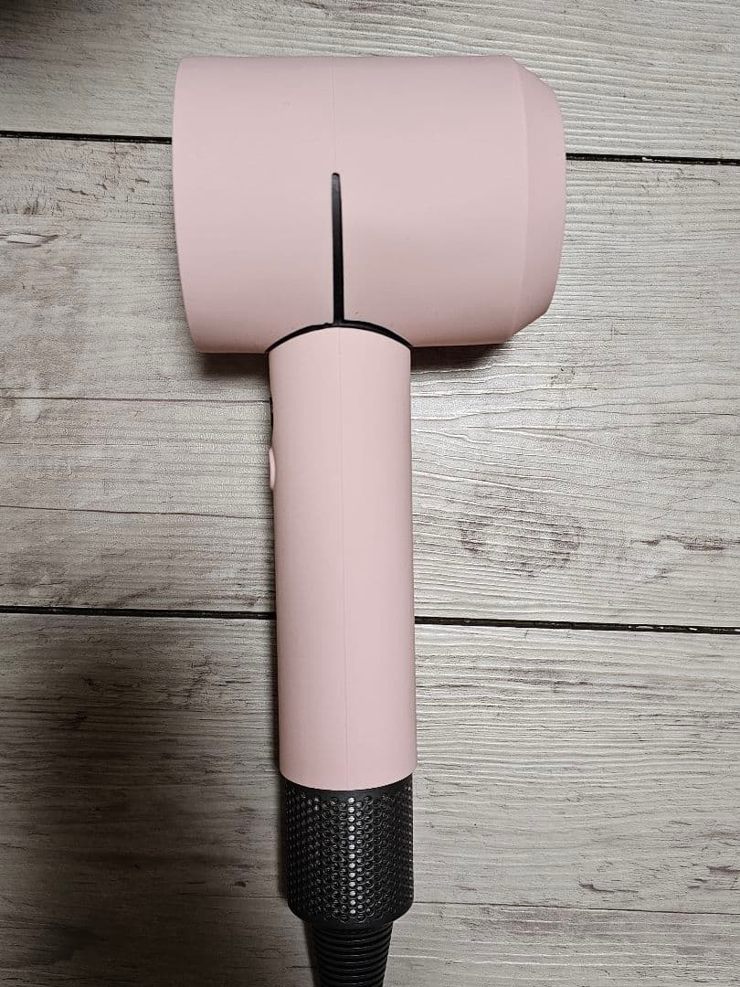 最安値　新品シリコンカバー付　ダイソン　メンテナンス済み　Dyson hd08