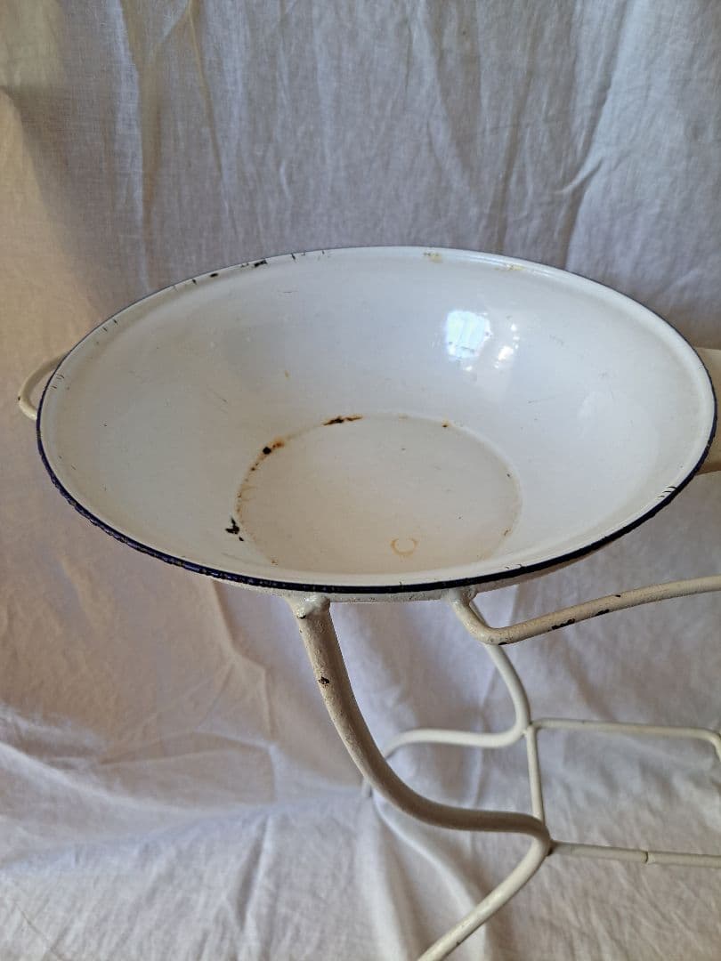 ホーロー　ウォッシュスタンド