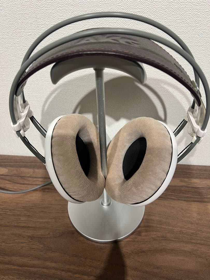 AKG ヘッドホン K701