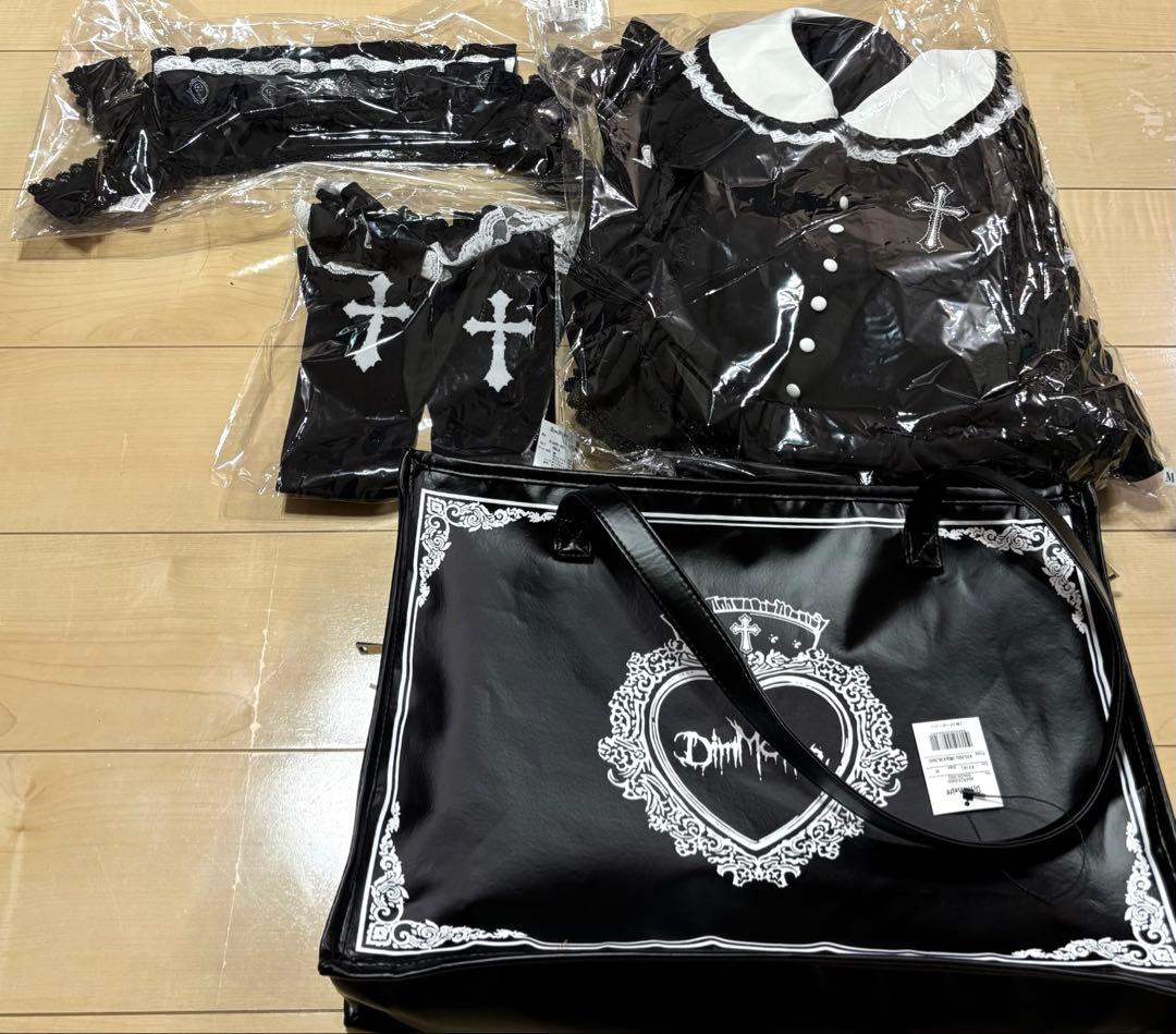 ひ*ち様 ディムモアール 福袋 2026 ワンピース ヘッドドレス 靴下 Mサイ