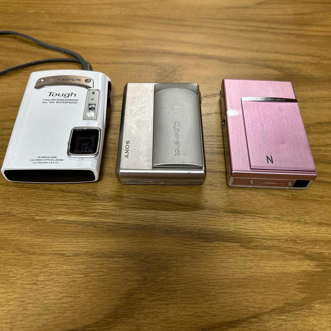 ディジタルカメラ　3台