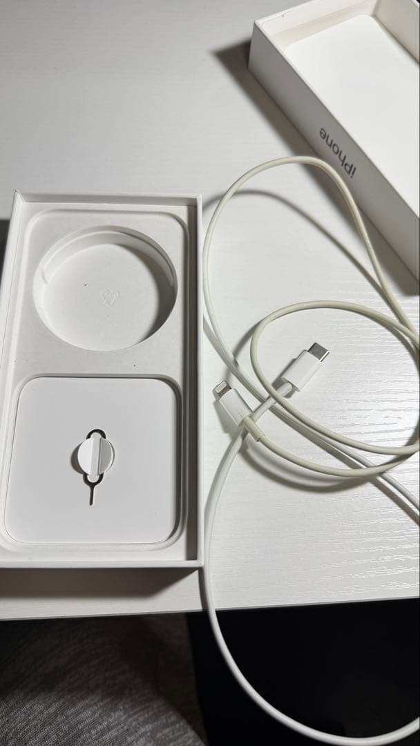 iPhone14proディープパープル 256GB バッテリー交換済み