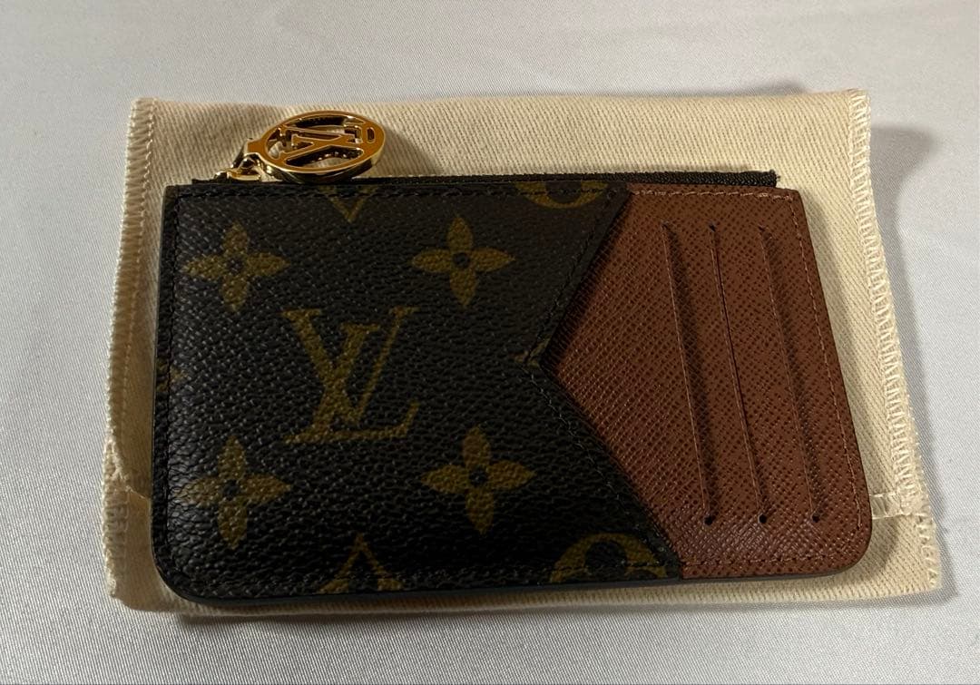 LOUIS VUITTON ポルトカルト ロミー　M81880