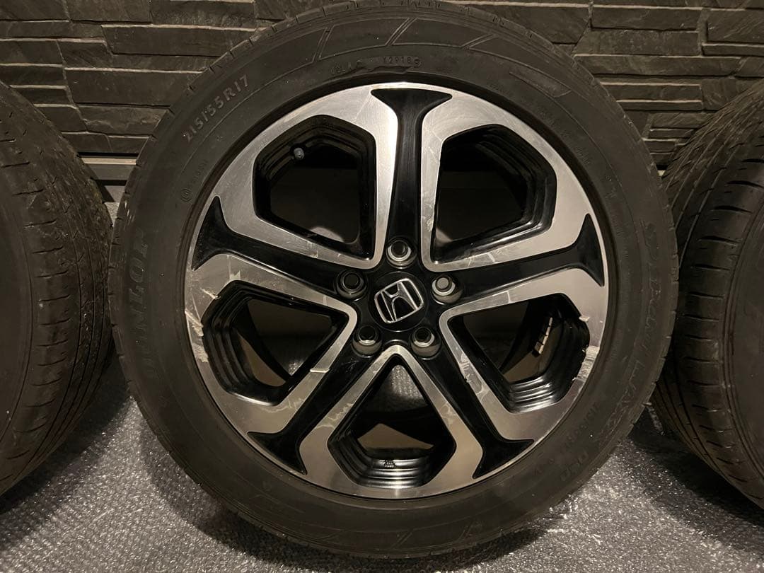 ホンダ ヴェゼル 17インチ ホイールセット 引き取り限定