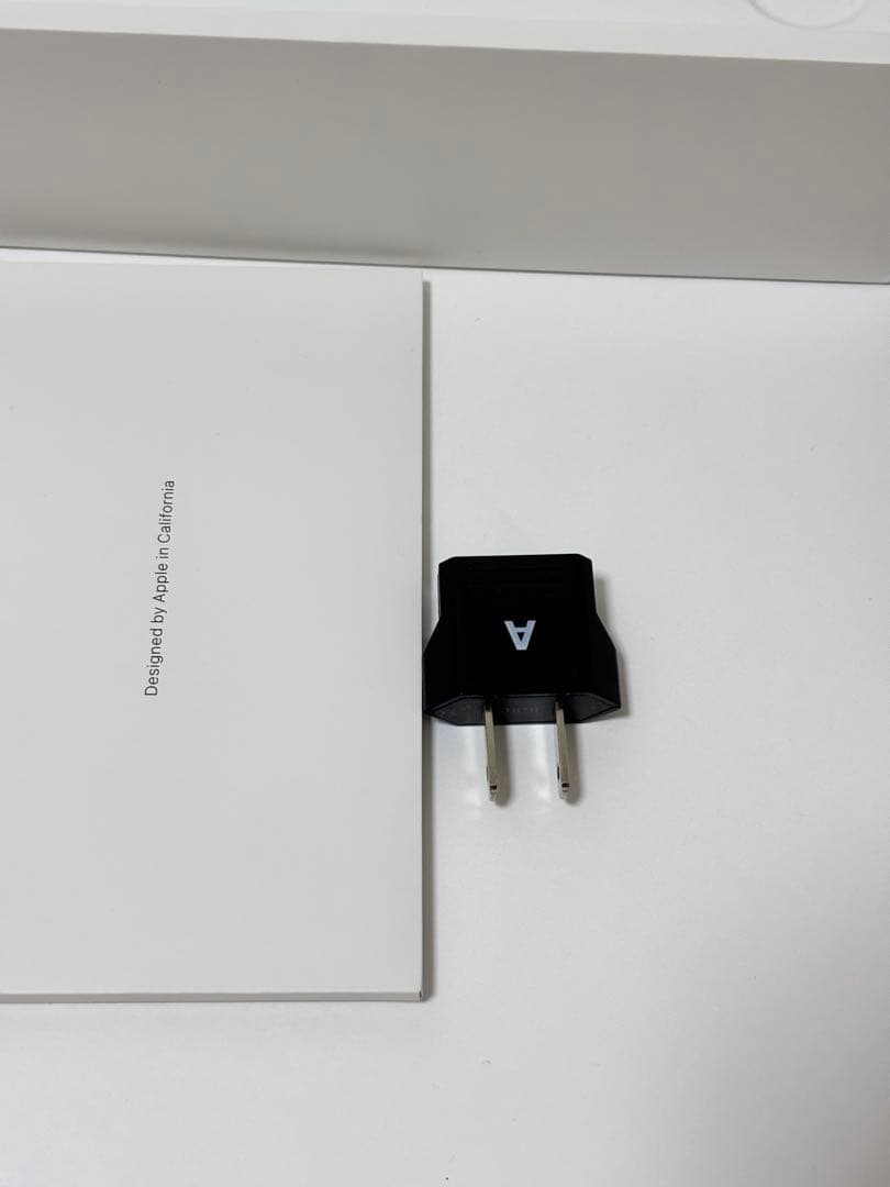 M3 MacBook Air 13インチ (スペースグレー)