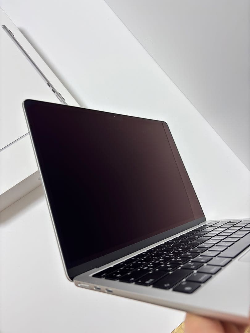 M3 MacBook Air 13インチ (スペースグレー)