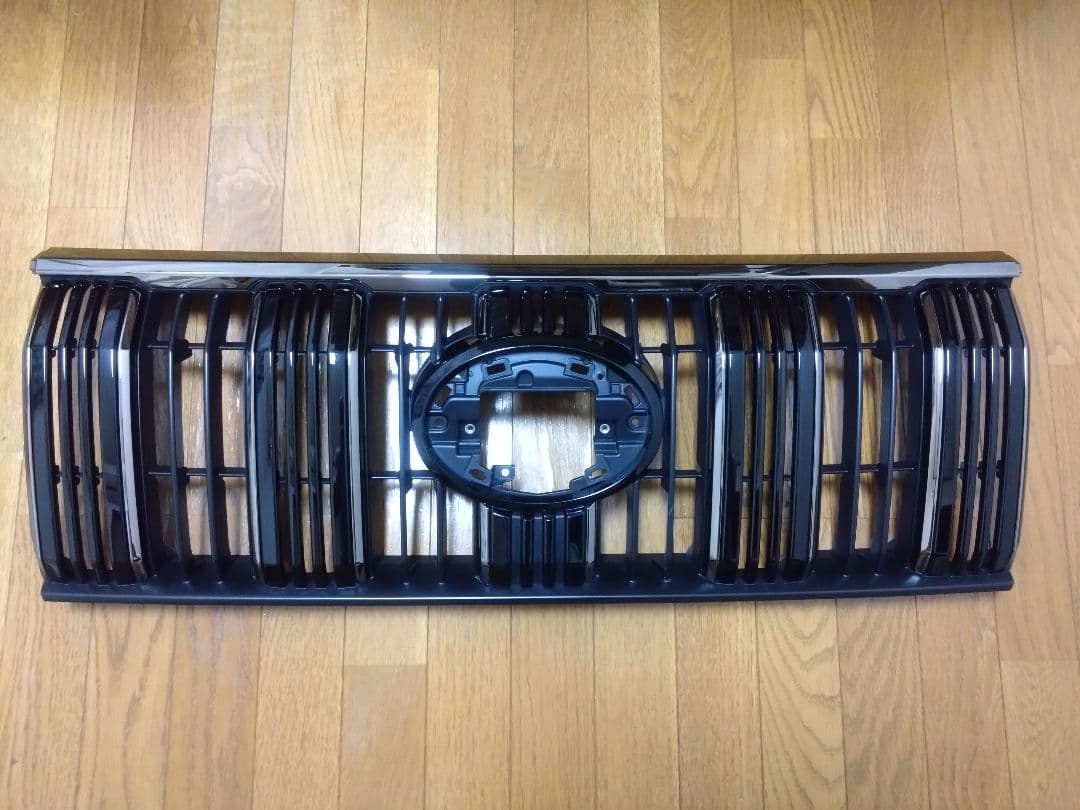 150プラド後期漆黒メッキグリル、ガ‐ニッシュ