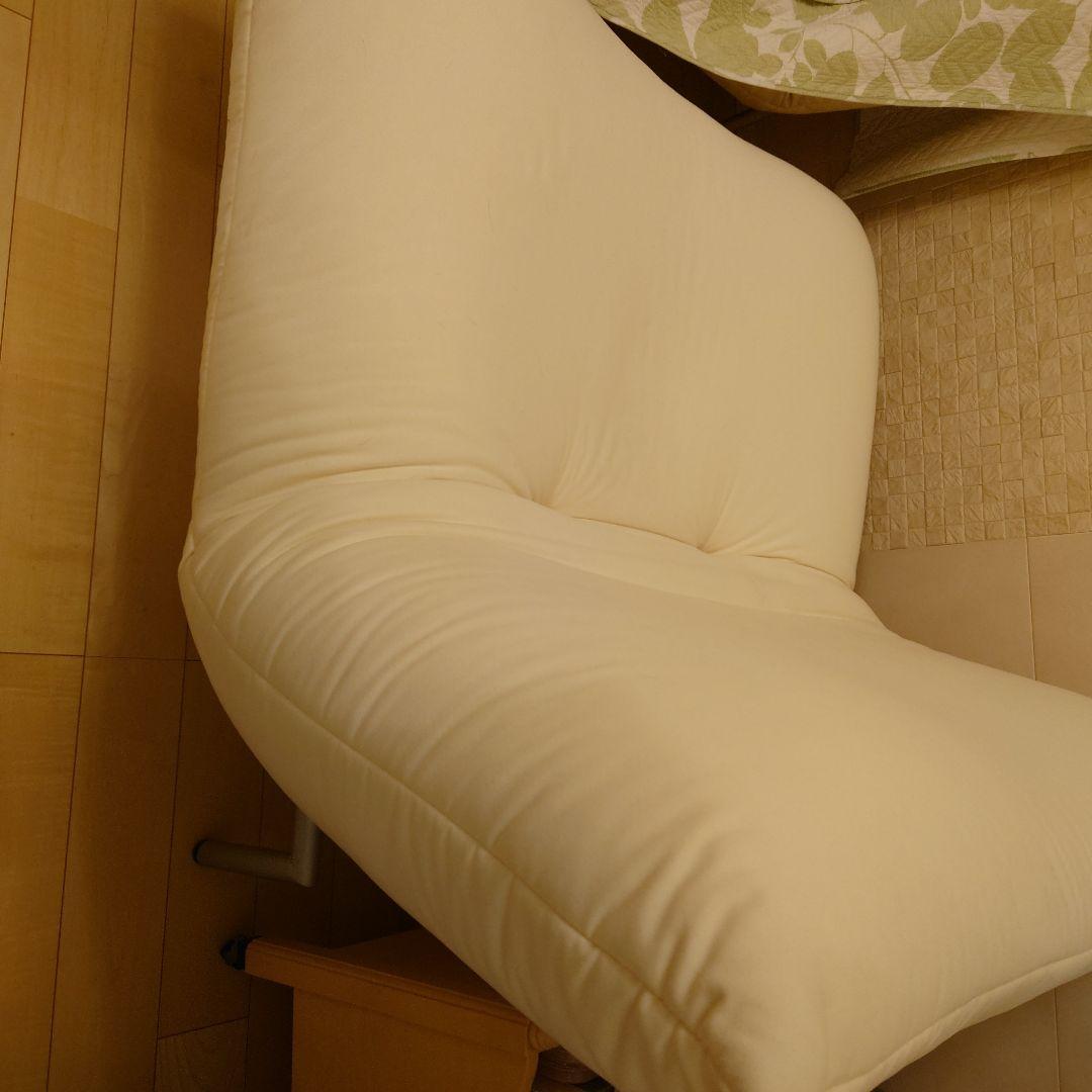 リーンロゼ　カラン　スチール脚　1人掛けソファ　ミルキーホワイト