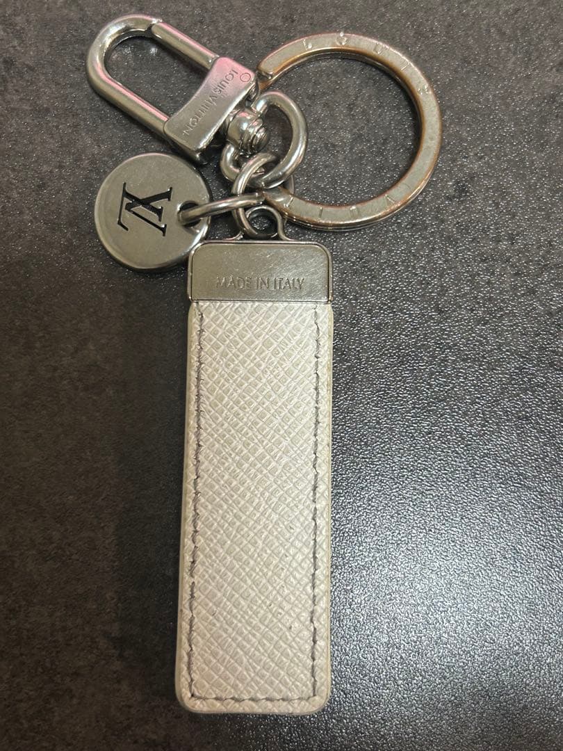 Louis Vuitton ホワイトレザー キーホルダー