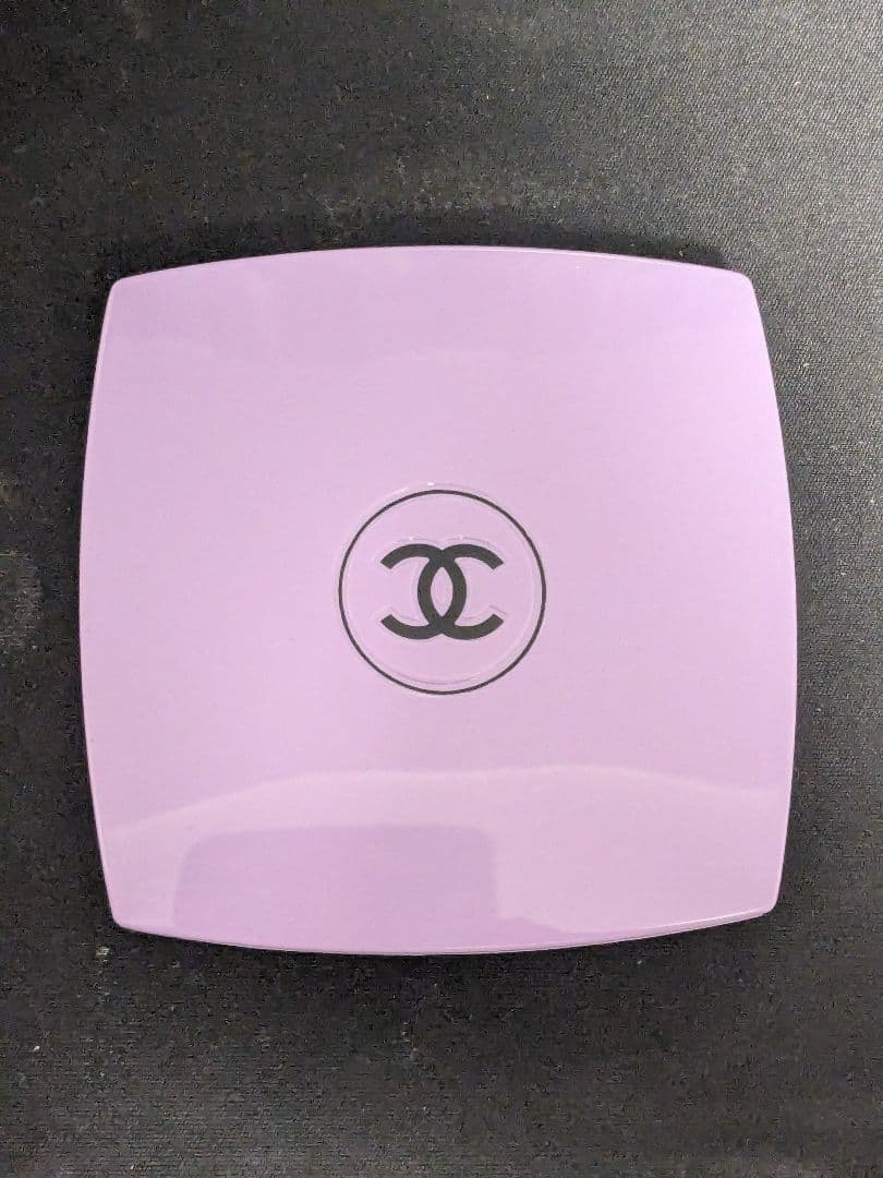 CHANEL シャネル ミロワール ドゥーブルファセット 135 イモーテル