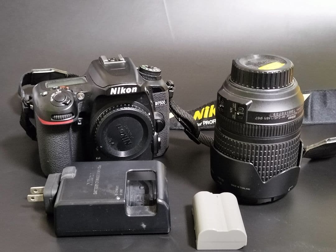 Nikon D7500 18-140 VR レンズキット　ジャンク
