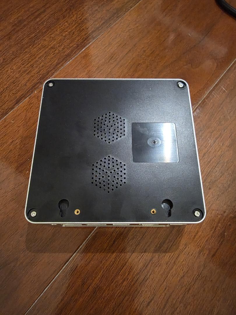 Ryzen7840HS ES品 / GenMachine / ベアボーン