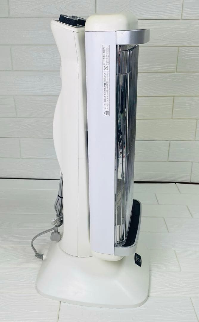 アラジン　遠赤外線　グラファイトヒーター AEH-2G10AJ 2021年製