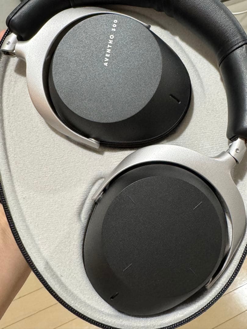 ヘッドホン beyerdynamic AVENTHO 300