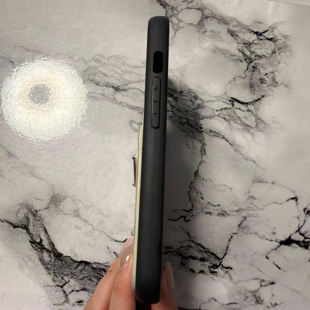 PRADA サフィアーノレザー iPhoneケース