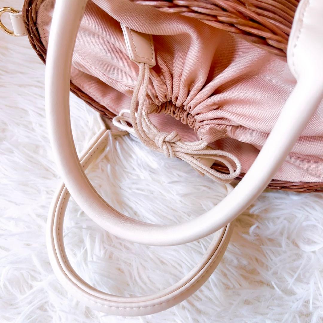 いく❣️ MARY QUANT ラタンカシメデイジー 2WAYミニトート