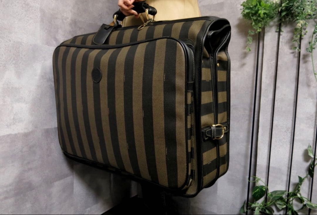 FENDI フェンディ ペカン PVCカーフ レザー ガーメントバッグ