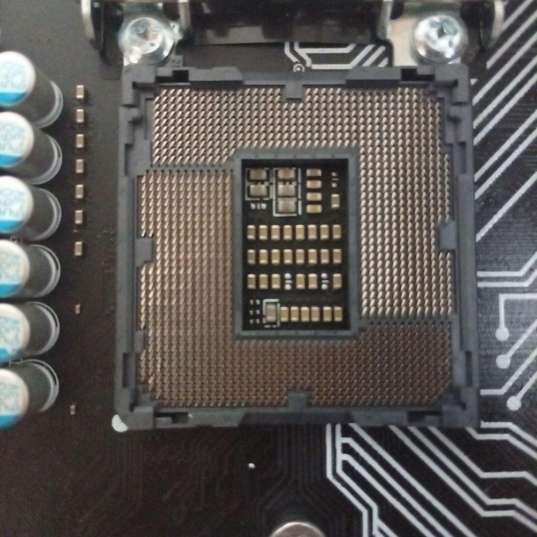 CPUマザボ電源セット(値下げ交渉可能)　オマケ付き