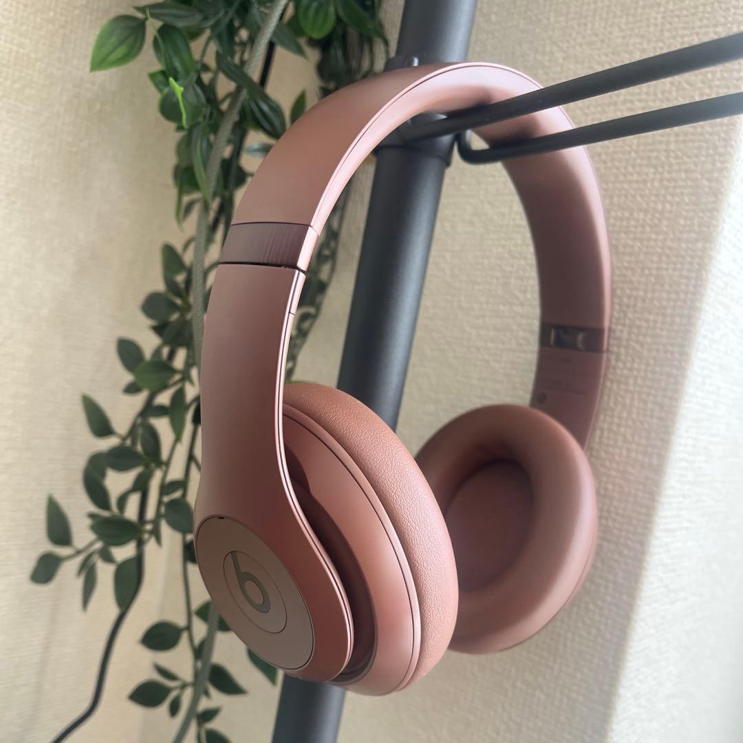 ヘッドホン Beats Studio Pro Kim Kardashian