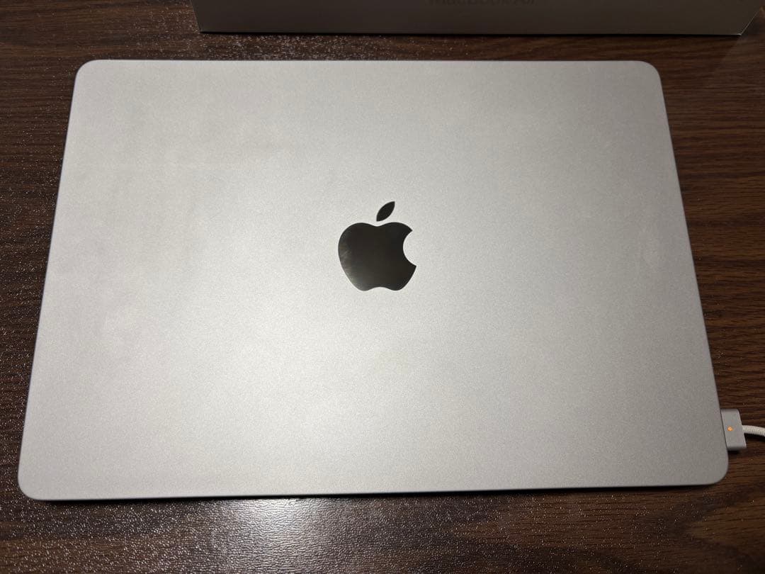 MacBookAir M2 モデル 13.6インチ