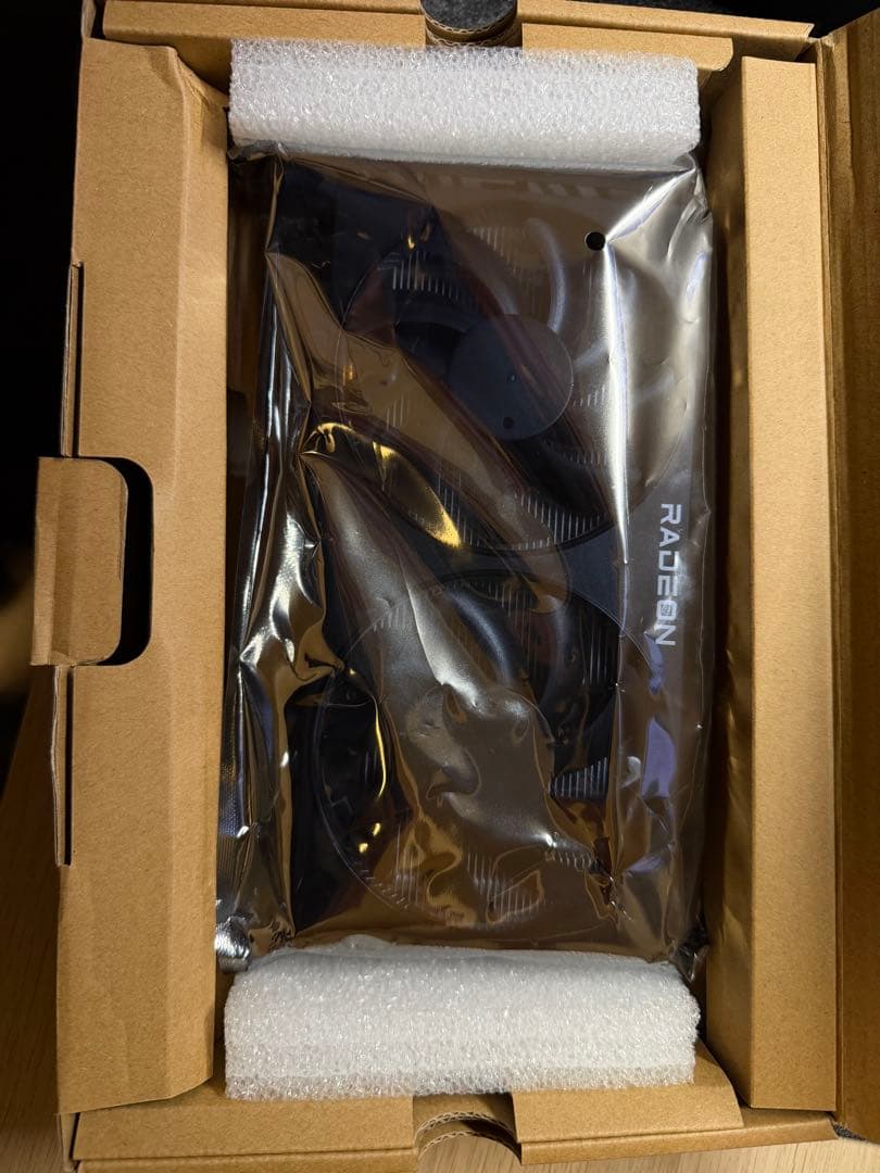 グラフィックボード・グラボ・ビデオカード AMD Radeon RX6600XT-8GB