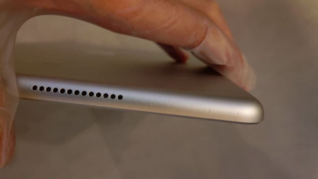 iPad 第9世代 64GB シルバー simフリー バッテリー診断 98%